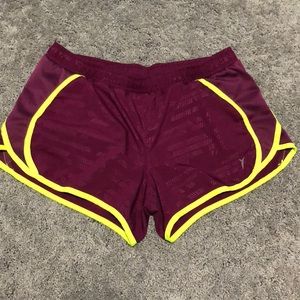 Old Navy Active shorts Small